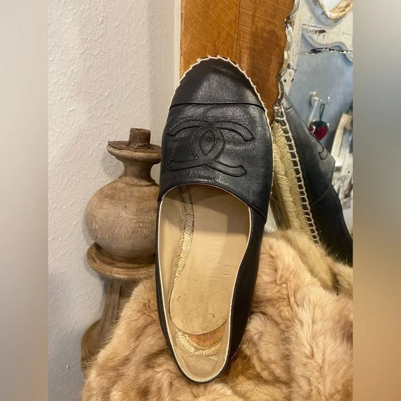 Authentic Chanel Black Leather Espadrille Shoes - Picture 12 of 16